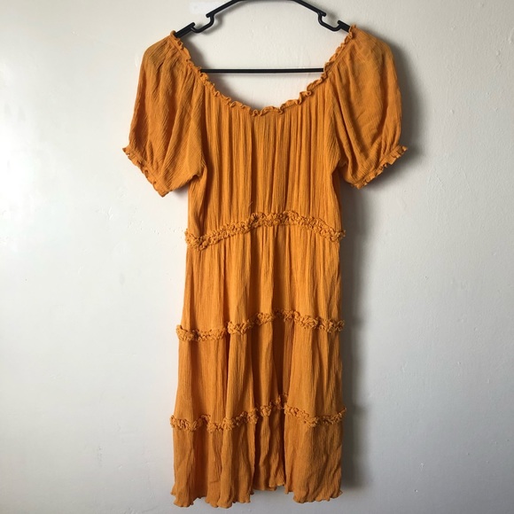 Forever21 Beautiful Yellow Puff Sleeve Dress - Picture 3 of 4